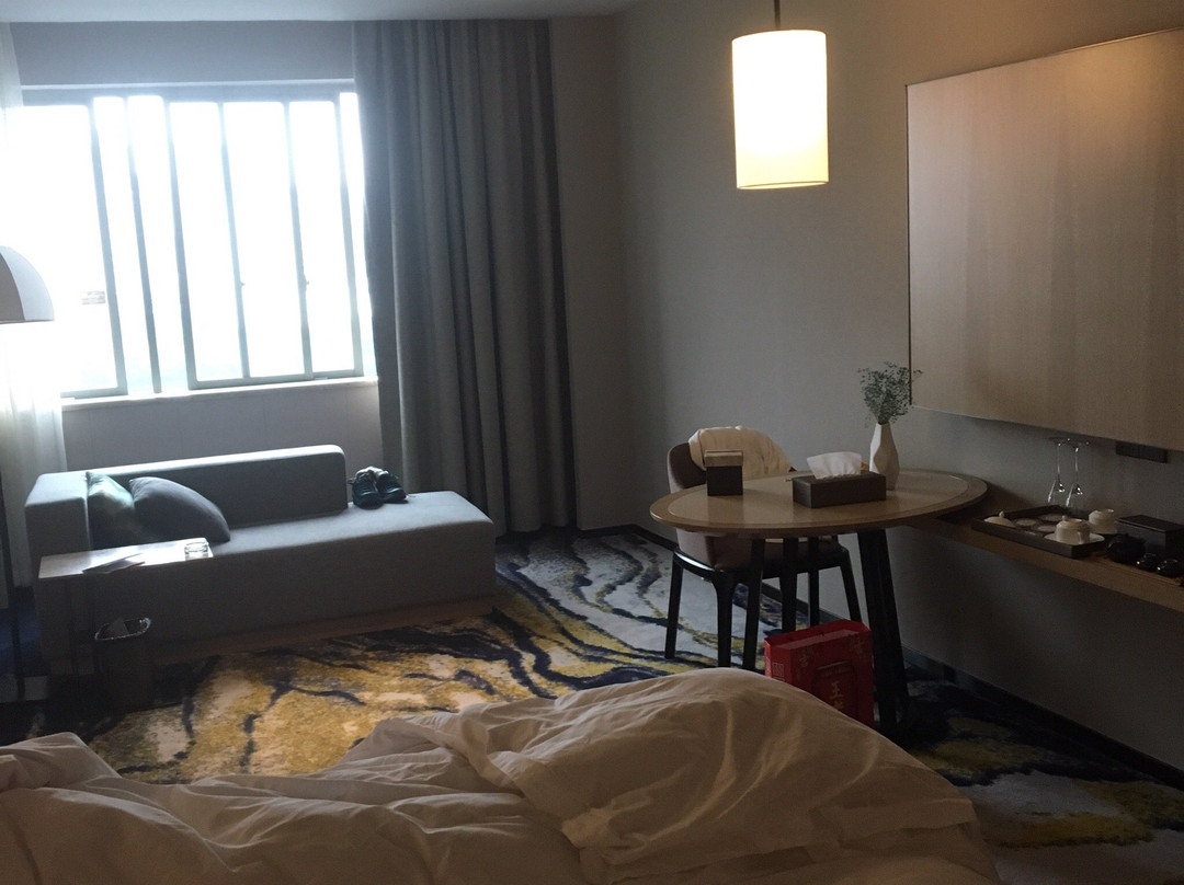 赣州香江湾国际酒店（章贡区江南宋城历史文化旅游区店）主图