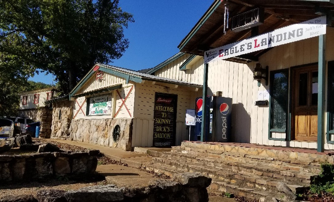 Eagle's Landing River Resort & Cabins主图