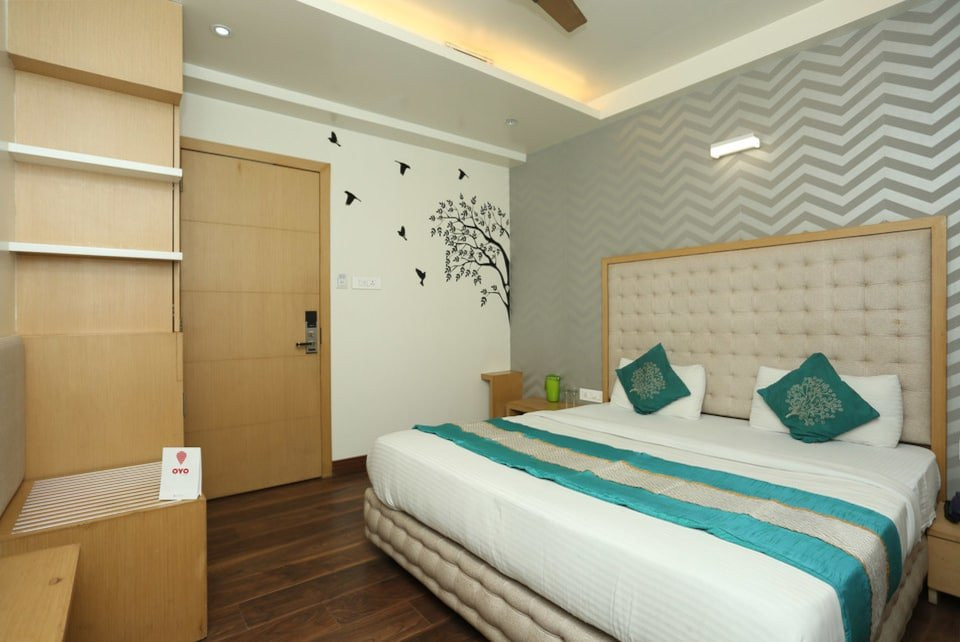 OYO 3774 Hotel Naman Palace主图