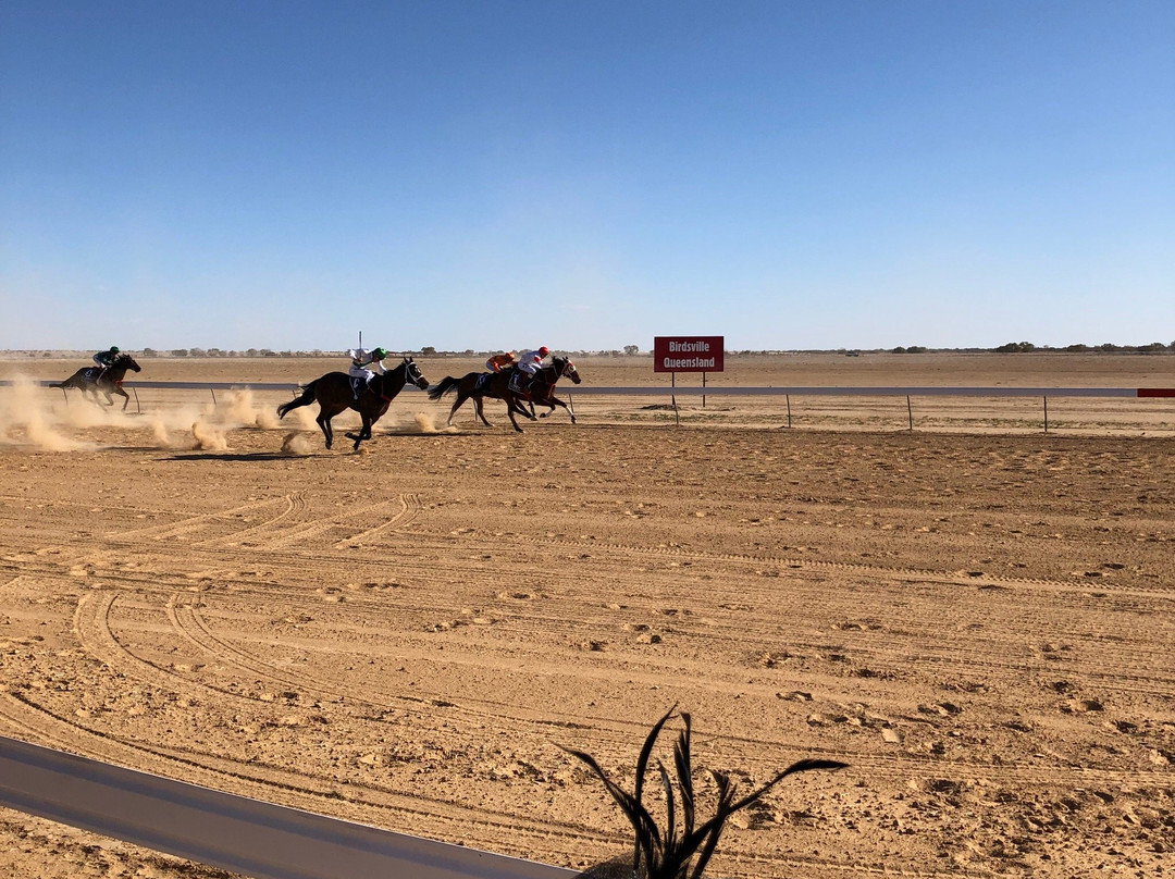 Birdsville Races-Birdsville必去景点