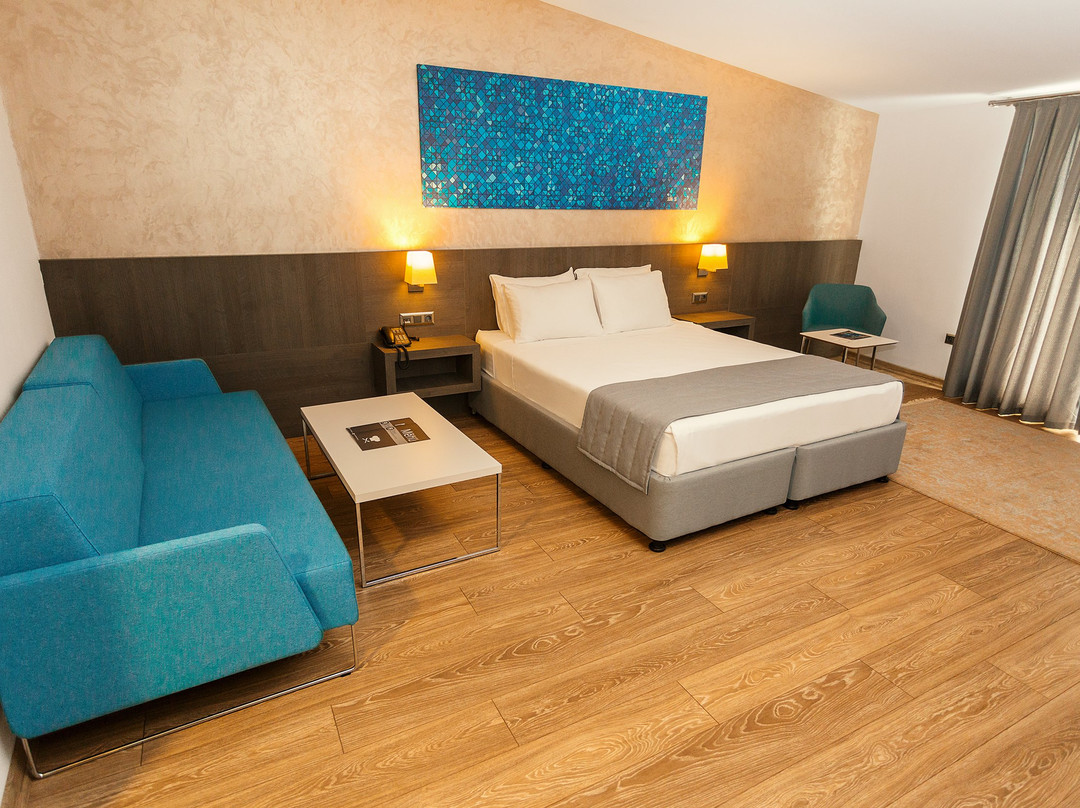 Fesa Business Hotel主图