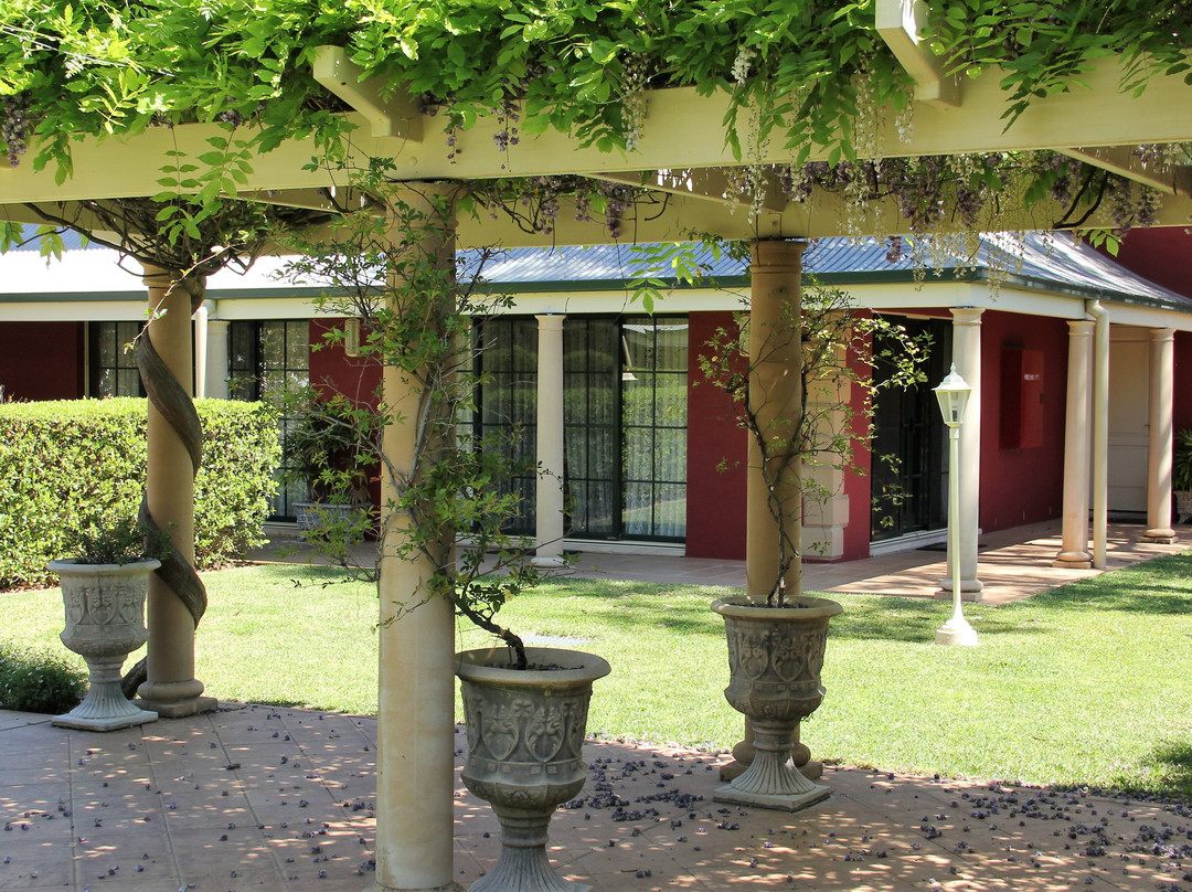 The Lawson Riverside Suites主图