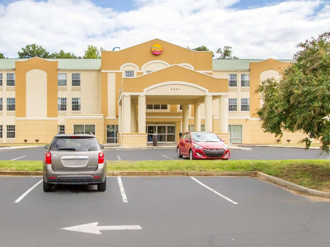 Comfort Inn Birmingham - Irondale主图