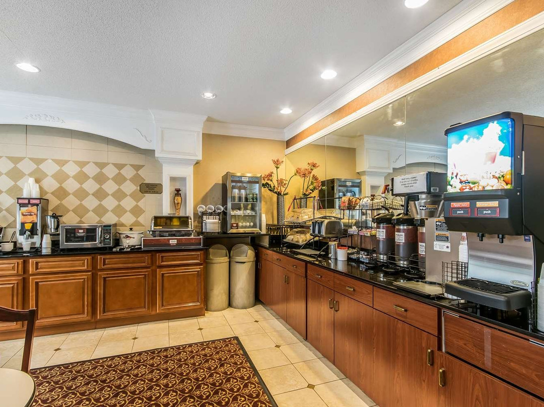 Quality Inn & Suites主图