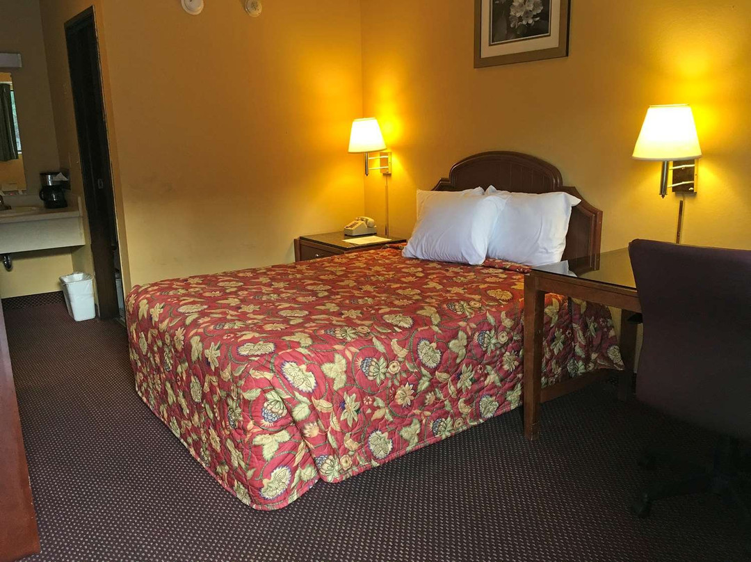 Days Inn by Wyndham York Alabama主图