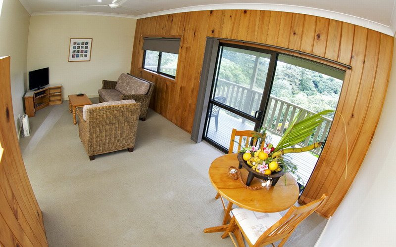 Bounty Lodge
