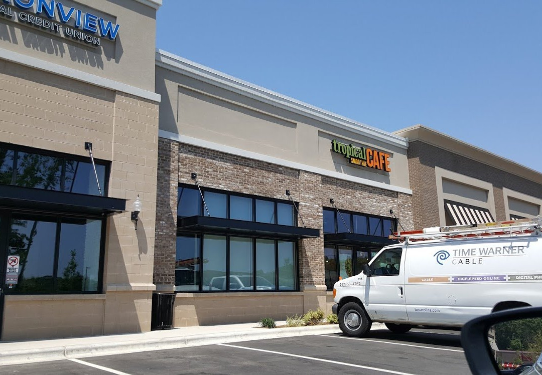 Tropical Smoothie Cafe