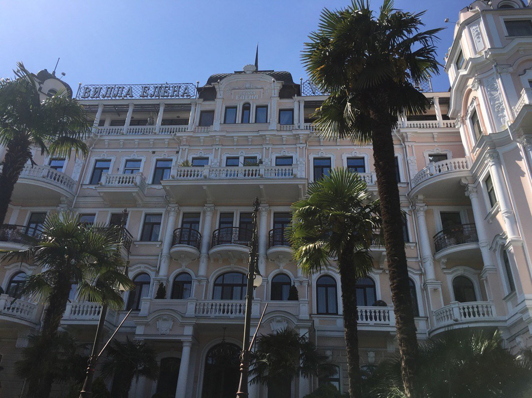 依琳纳别墅酒店主图