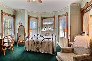 The White House on Park Avenue主图