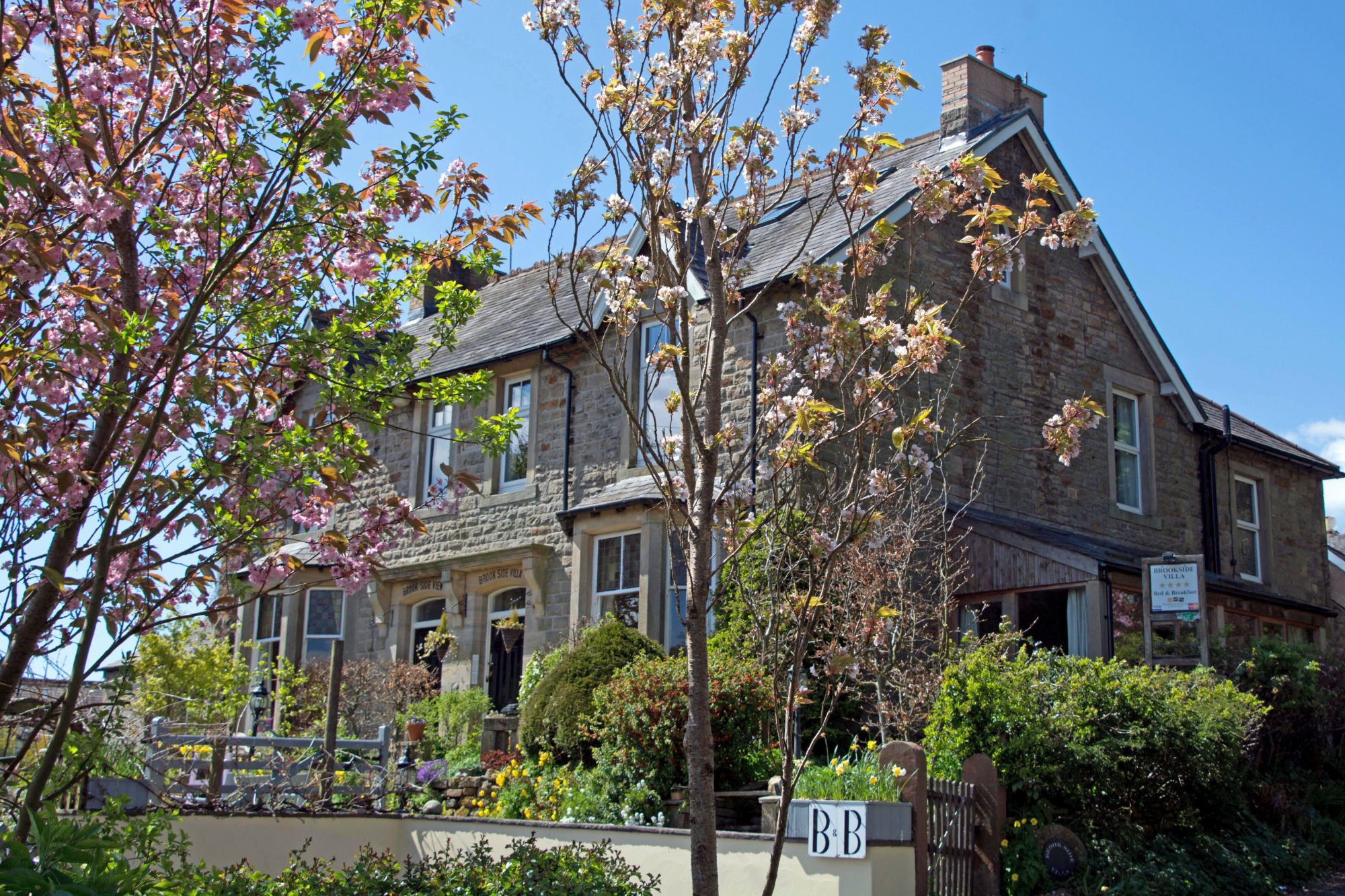 Brookside Villa B&B-官方