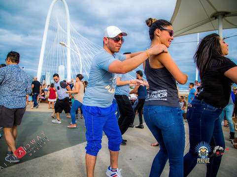 Alpha Midway Dance Studio-达拉斯必去景点