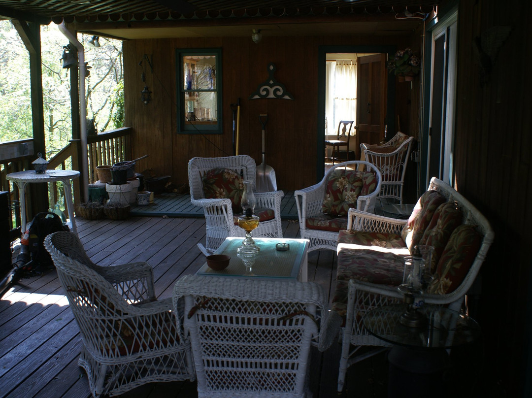 Ebenezer House B&B主图