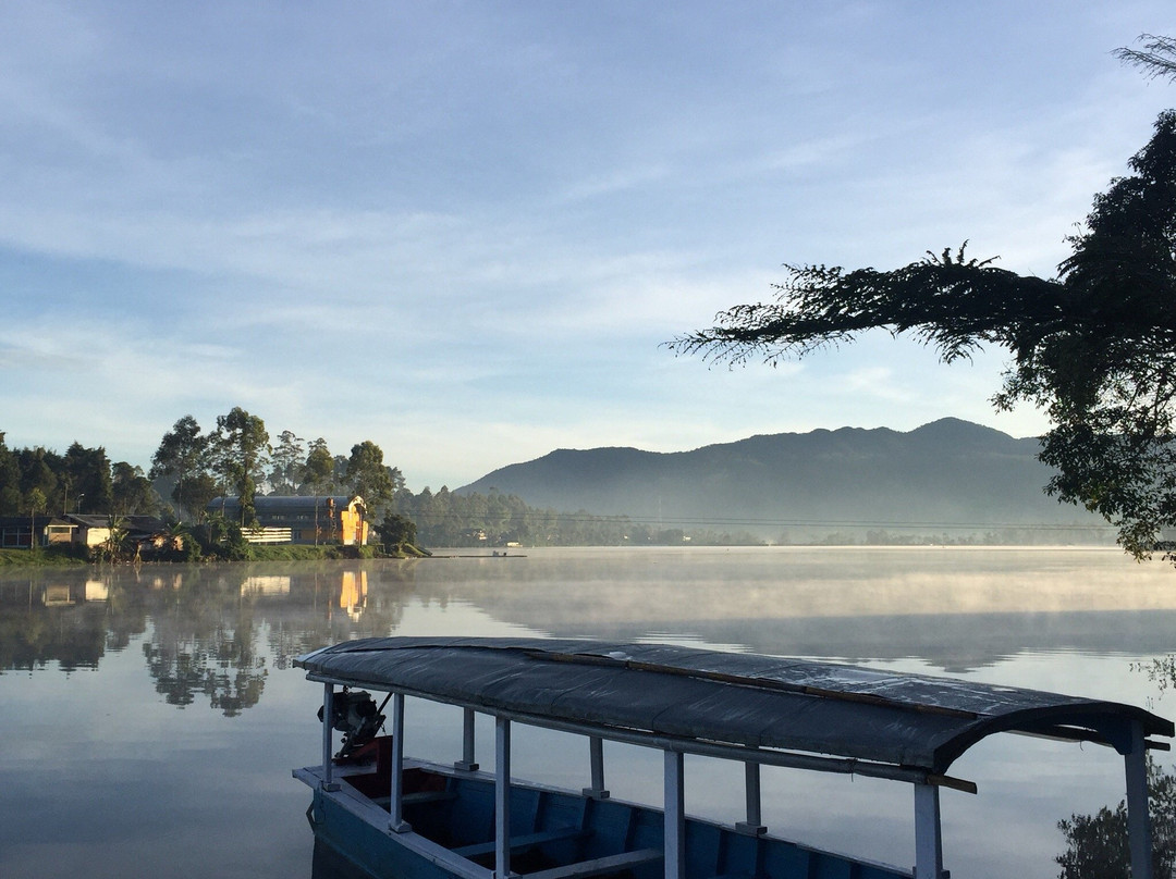 Cileunca Lakeside景点图片