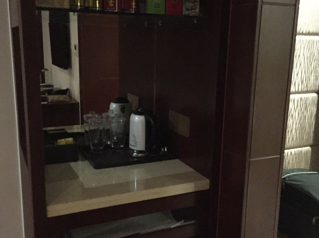 建湖明星城大酒店主图