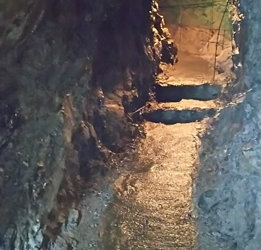 Mitsugo Limestone Cave-秋留野市必去景点