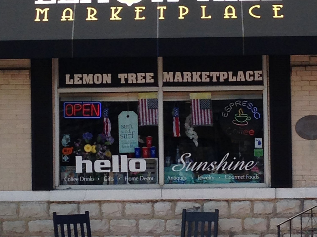 Lemon Tree Marketplace景点图片