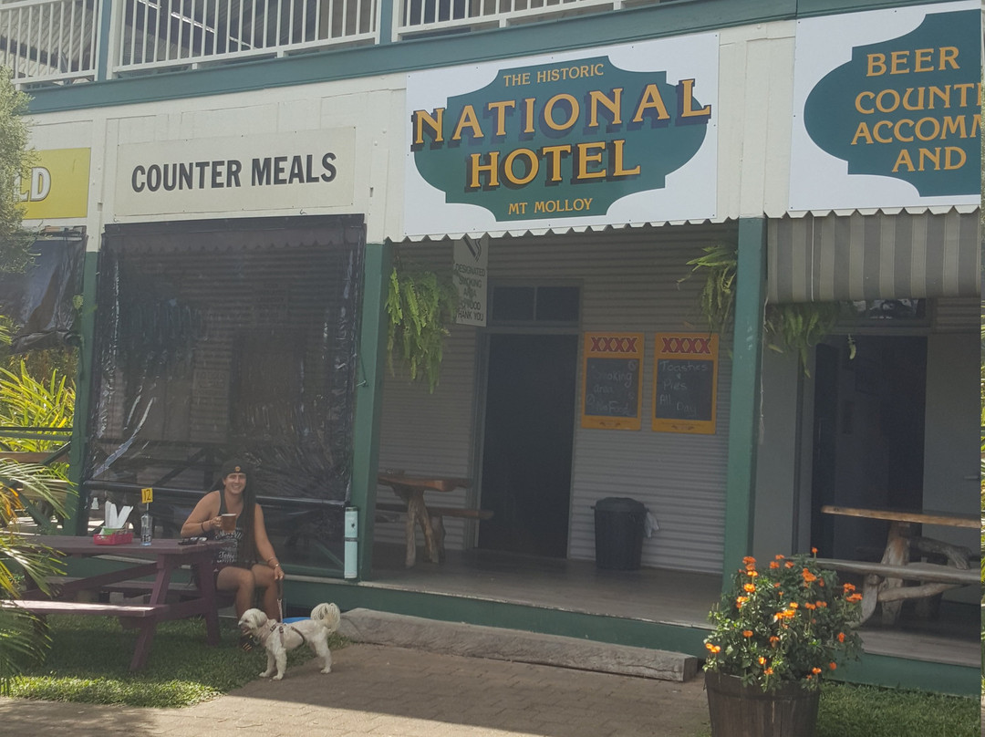 Mount Mulligan餐馆和美食-National Hotel