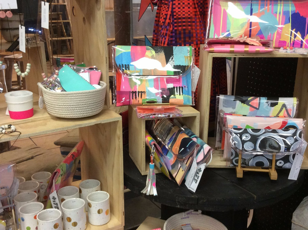 Aitkenvale旅游景点-Renegade Handmade Gift Shop