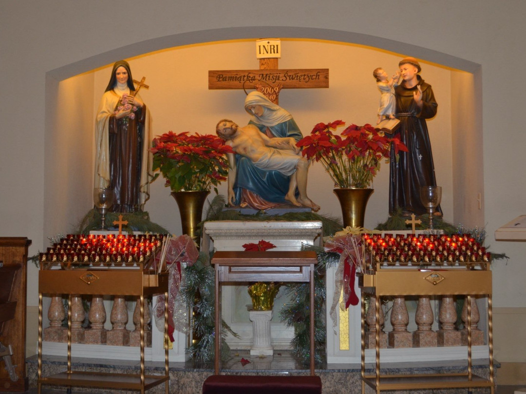 SS Cyril & Methodius Church-Lemont必去景点