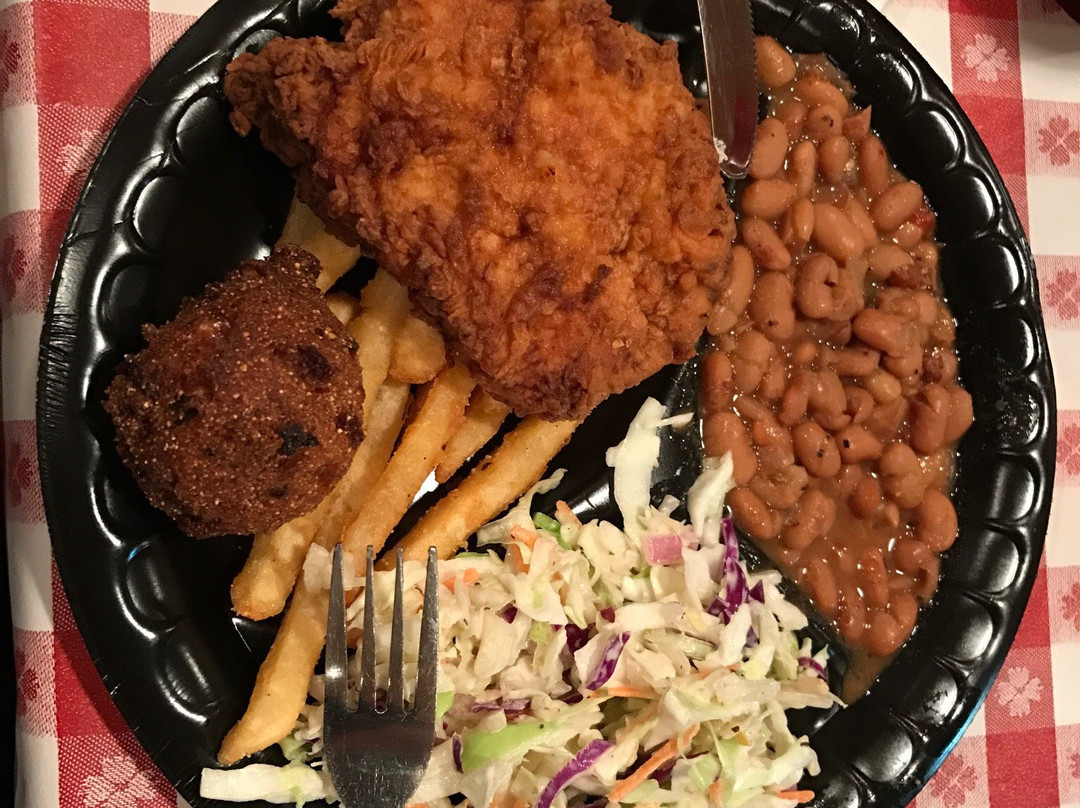 Flynn餐馆和美食-The Leona General Store