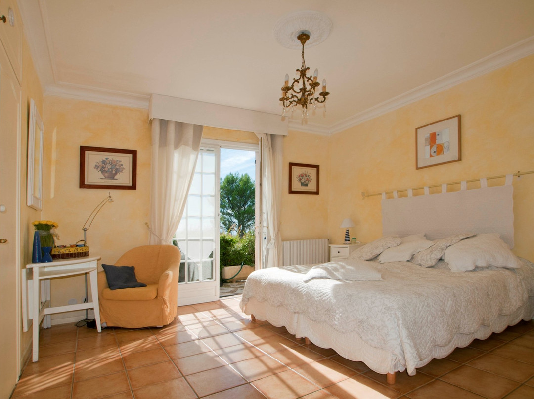 Flayosc酒店住宿-Residence Villa Catherine