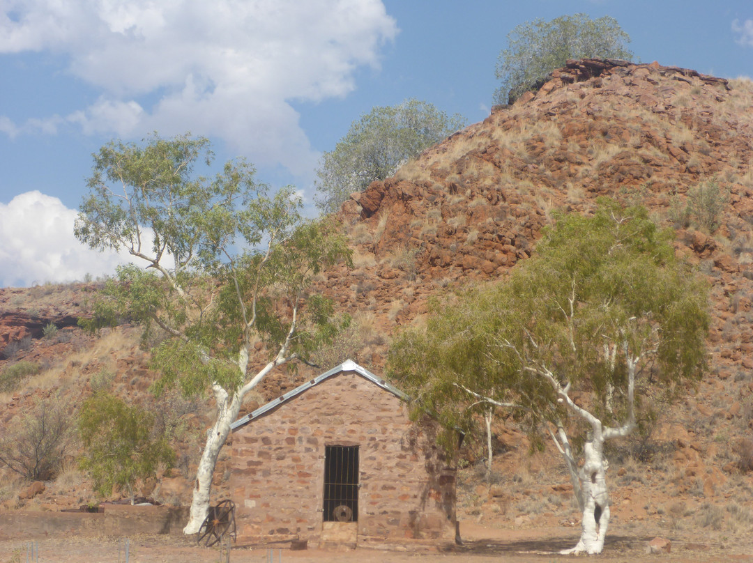 Barrow Creek Telegraph Station景点图片