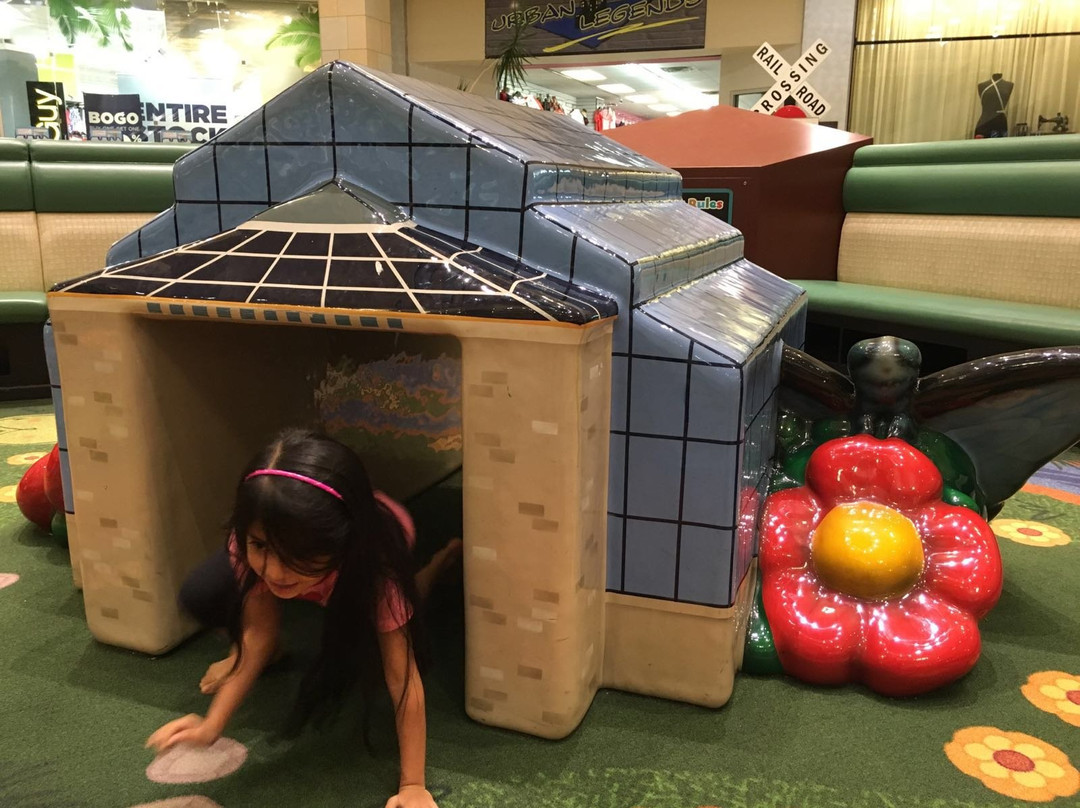 CherryVale Mall-罗克福德必去景点