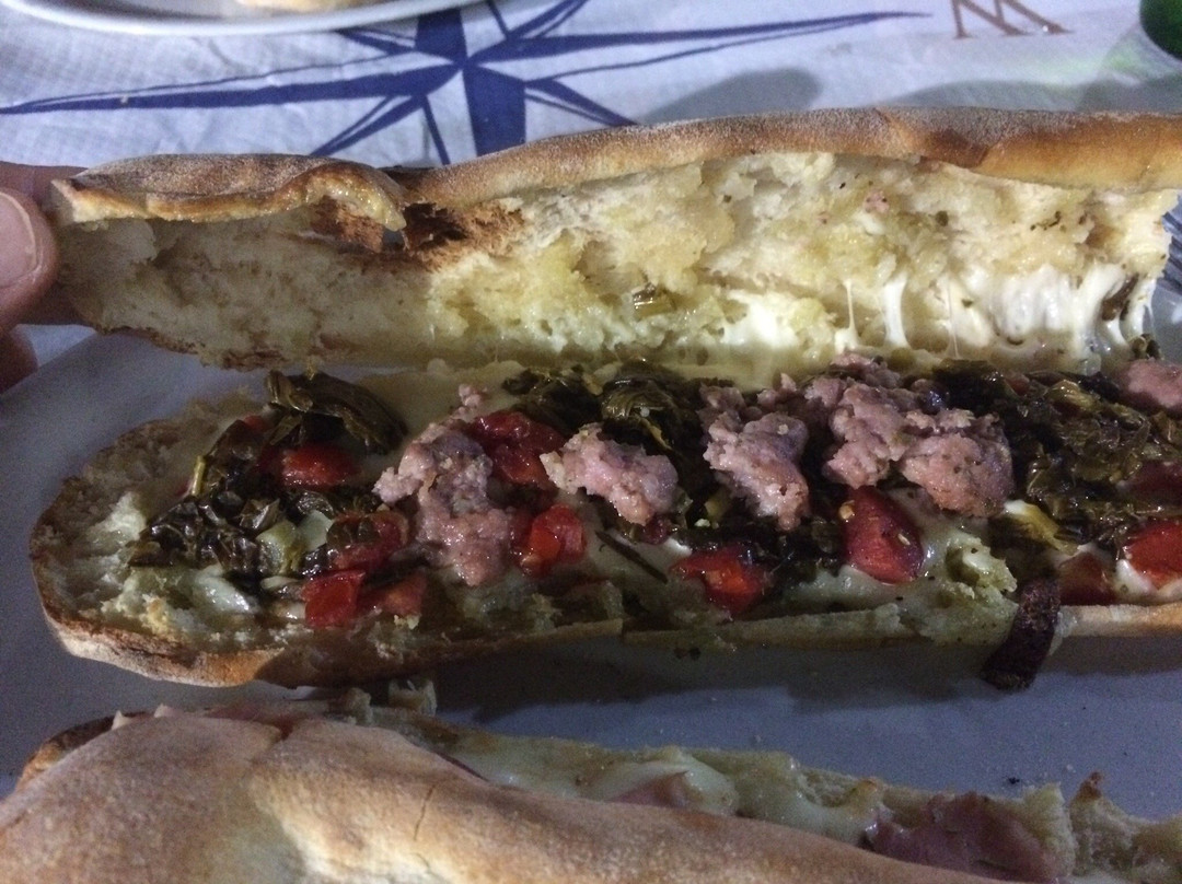 Pizzeria La Piazzetta da Nino l'Inventore Della Pizza A'Vamp
