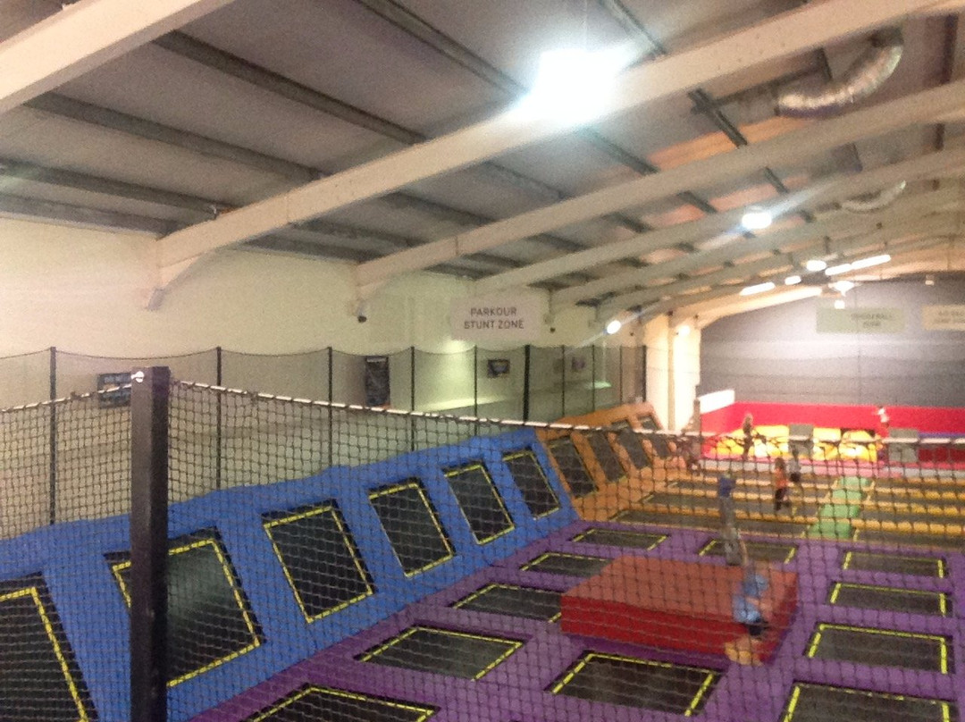 Sky High Trampoline Park-福尔柯克必去景点