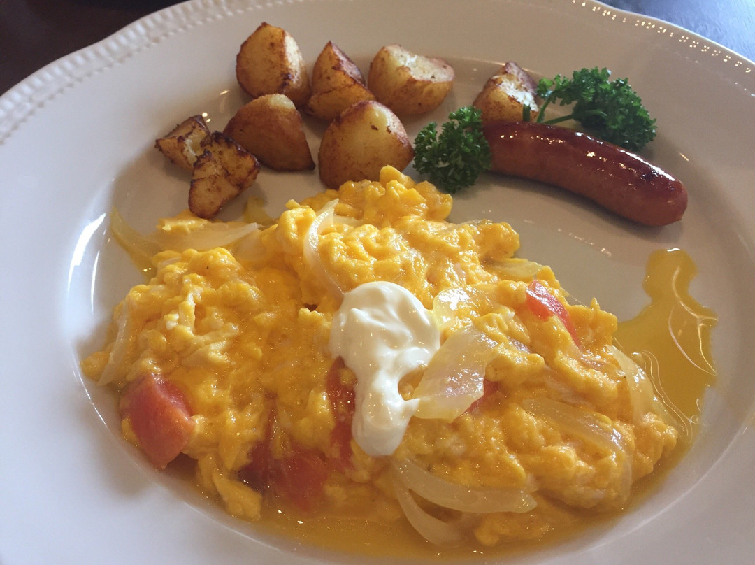 ロイヤルホスト水城店