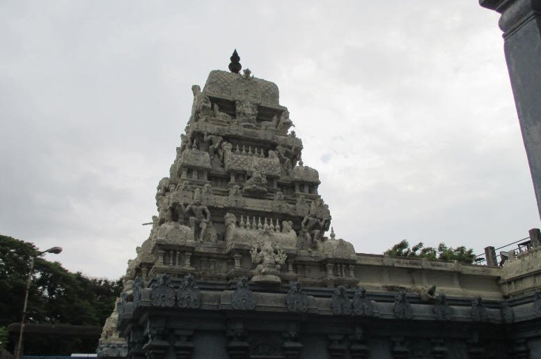 Madhya Kailash Temple景点图片