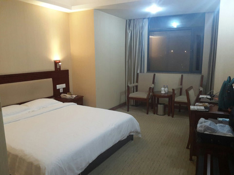 方图国际酒店(深圳宝安国际机场店）主图