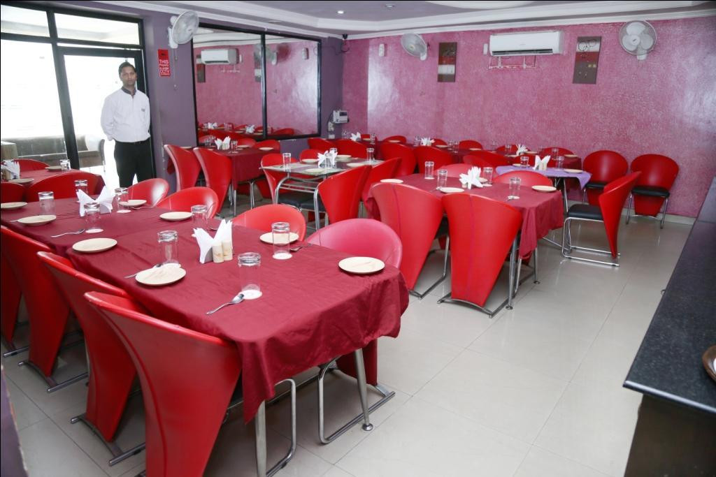 OYO 1064 Hotel Suryansh主图