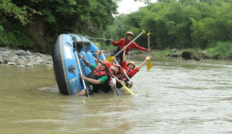 Progo Rafting-马吉冷必去景点