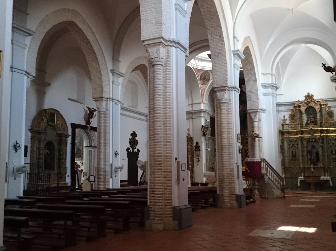 Iglesia de Santiago景点图片