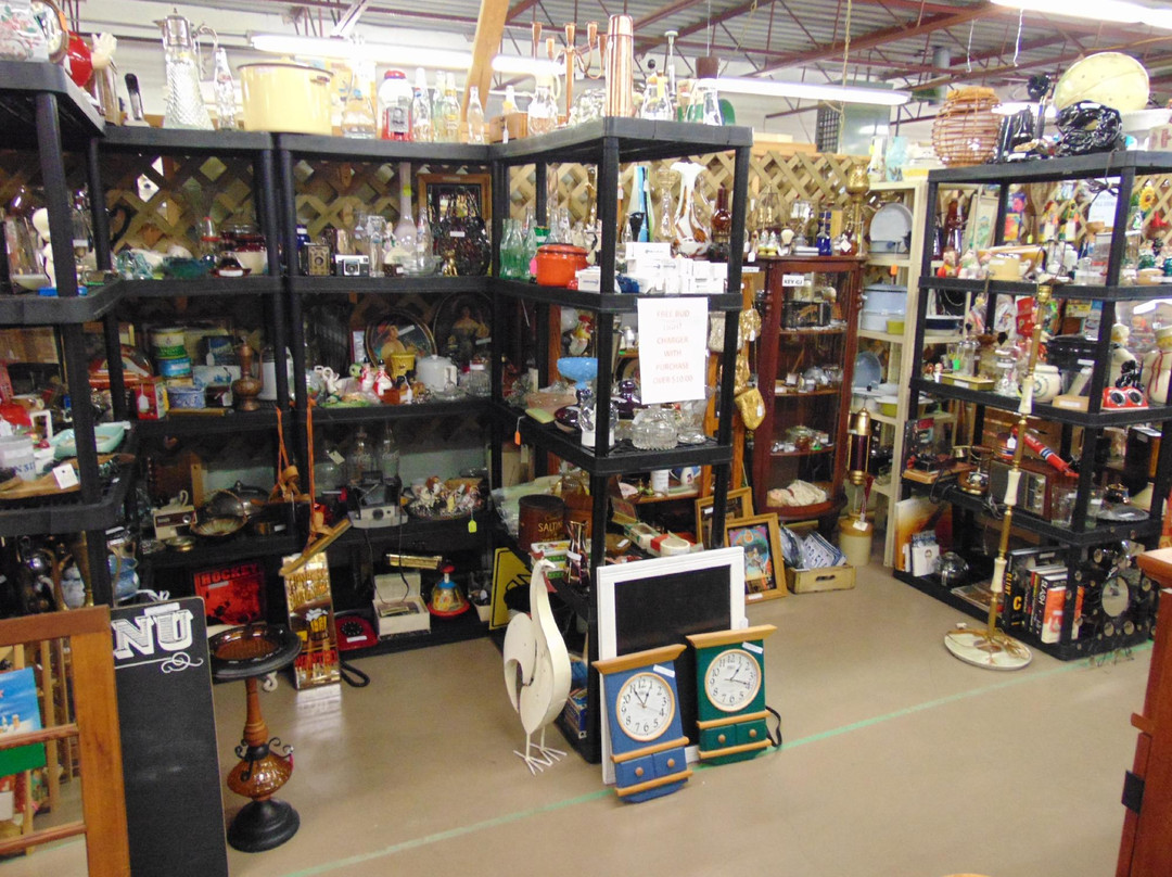 Tillsonburg Antiques Plus景点图片