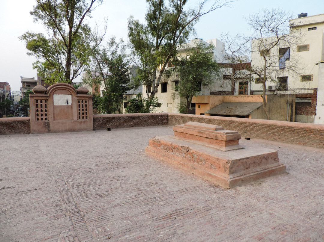 Grave Of Ibrahim Lodhi景点图片