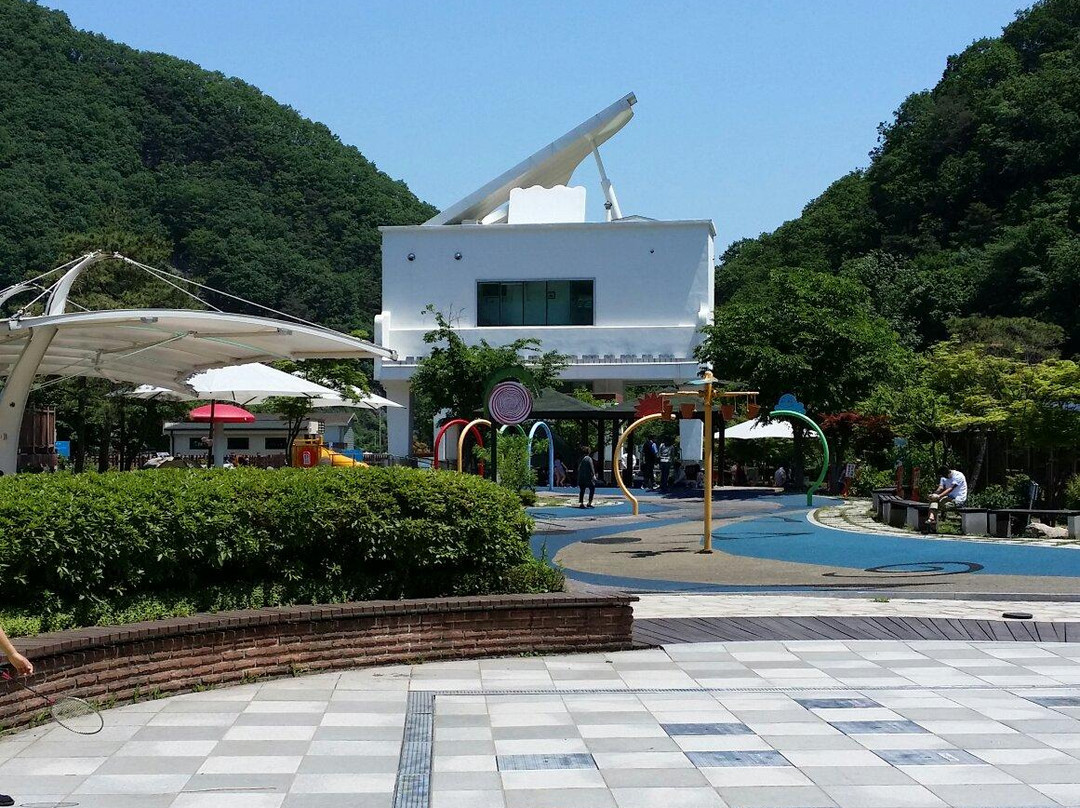 Piano Waterfall-南杨州市必去景点