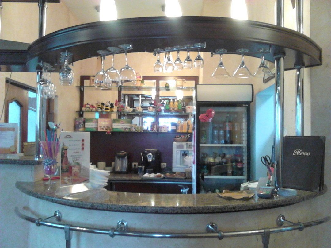 Zarechnaya餐馆和美食-Krambambulya