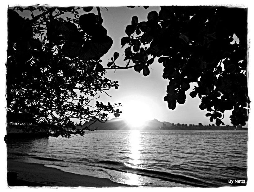 Gragoata Beach-尼泰罗伊必去景点