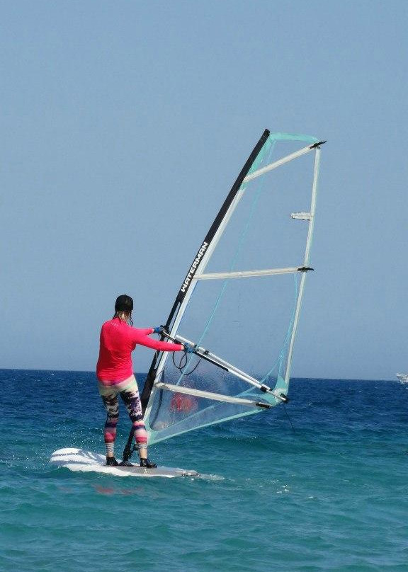 Go!Wind. Windsurfing & Kitesurfing School-赫尔格达必去景点