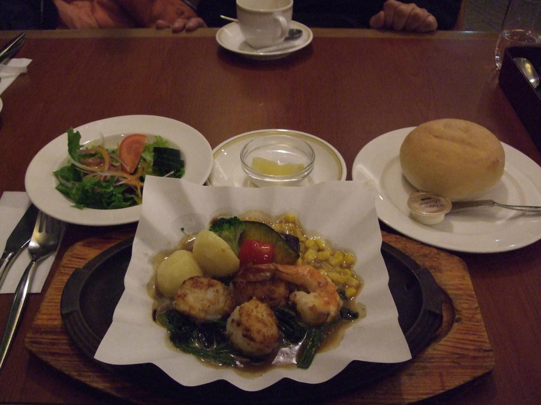 ロイヤルホスト常盤平店