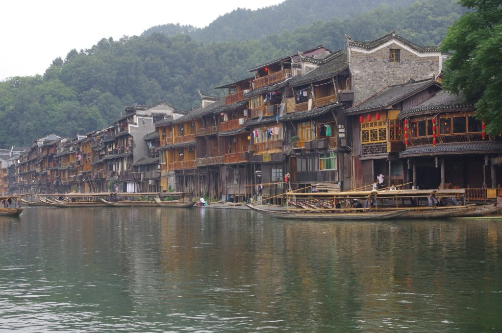 回龙阁吊脚楼景点图片
