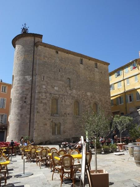 Tour des Templiers-耶尔必去景点