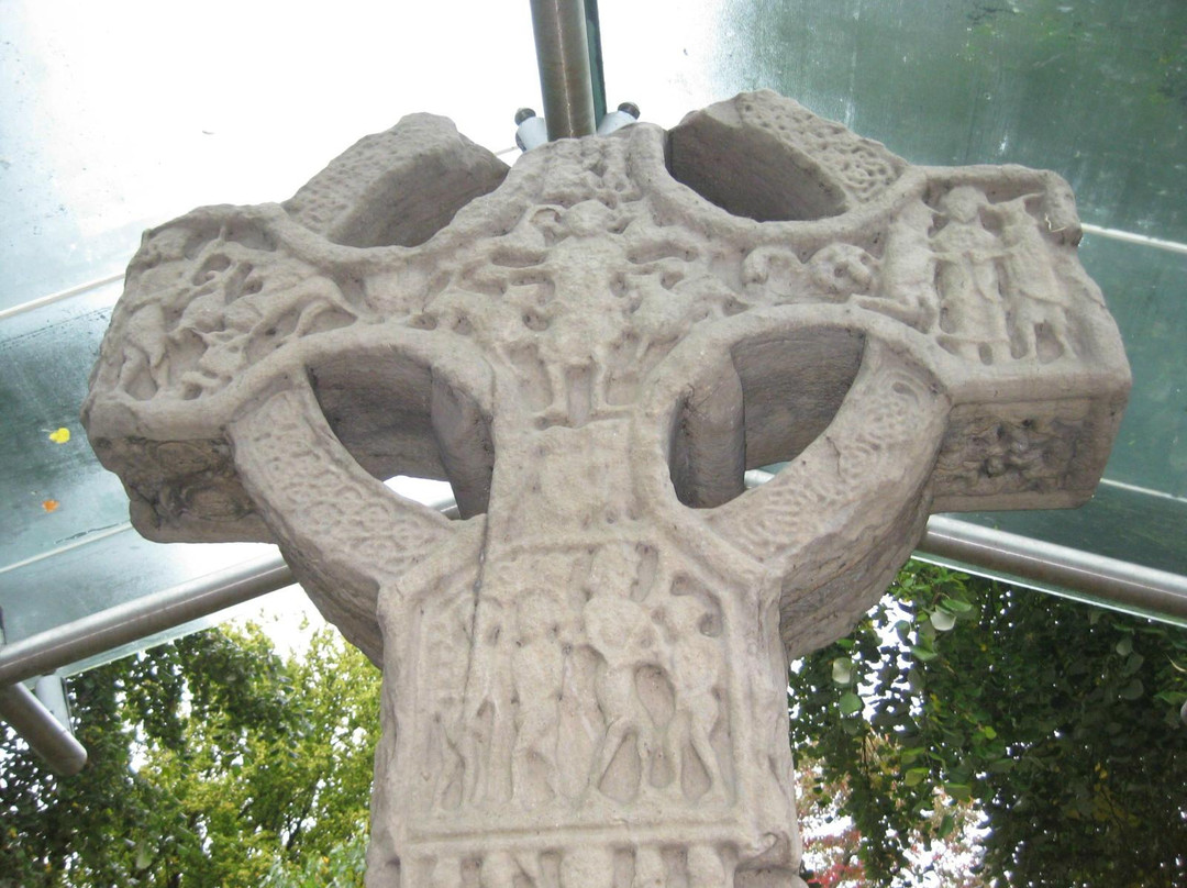 The Market High Cross-凯尔斯镇必去景点