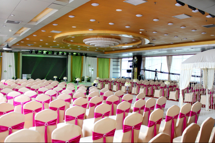 郑州贝克大酒店主图