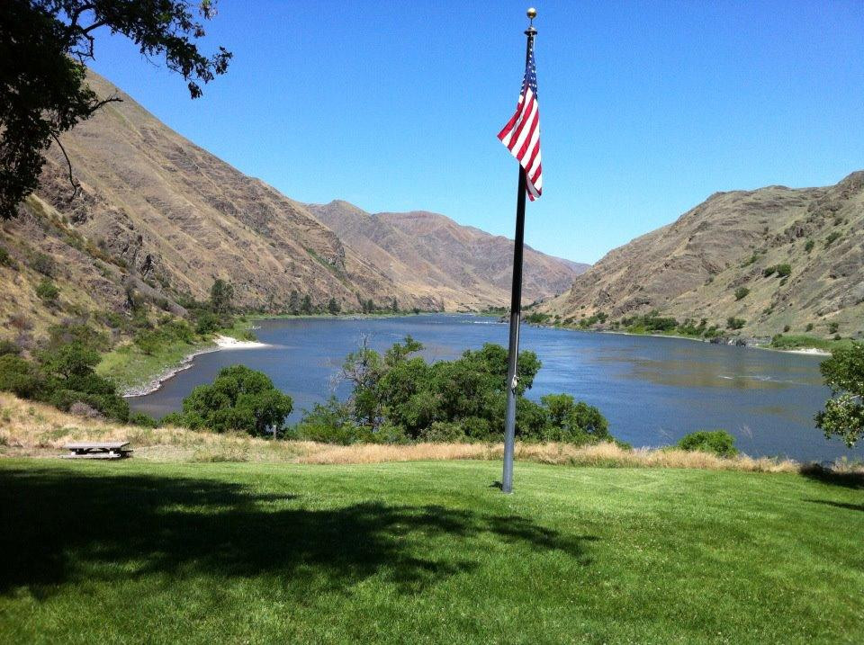 Snake River Adventures景点图片