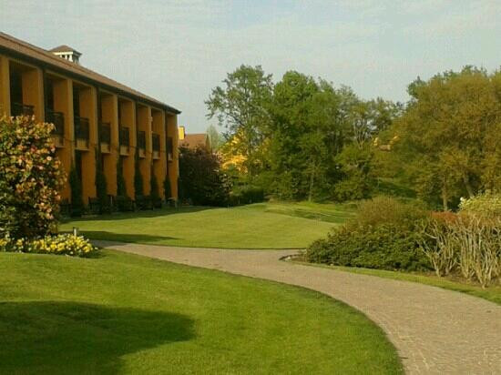 Golf Club Castelconturbia-Agrate Conturbia必去景点