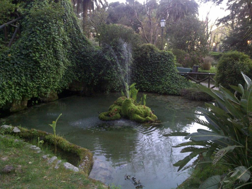 Villa Comunale Carlo Ruggiero景点图片