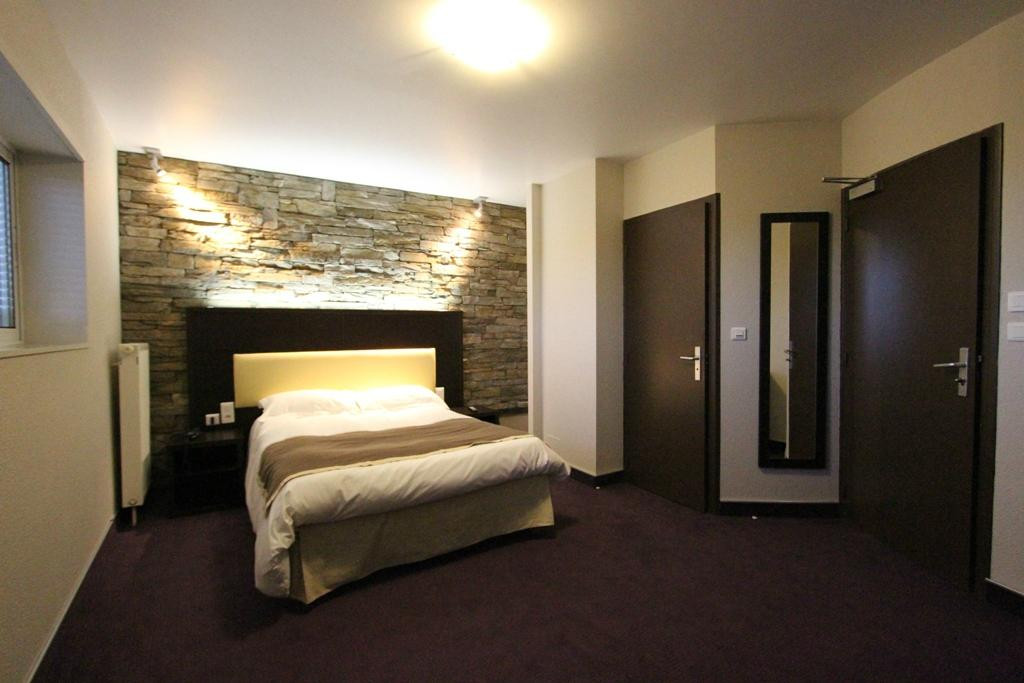 Logis Hôtel les Portes d'Apcher主图